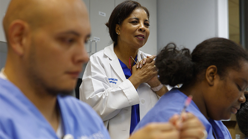 Galen students practice IVs and injections in their clinical learning lab, under the instruction and guidance of their clinical faculty.